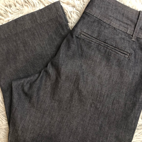 Ladies 6 Petite Capri Denim, Just below the waist by Lee. - Picture 7 of 7